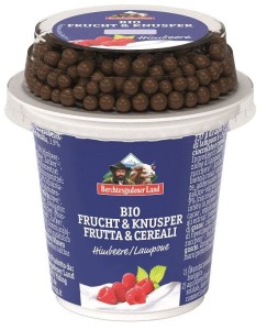przecena JOGURT MALINOWY Z KULKAMI CZEKOLADOWYMI BIO 150 g - BERCHTESGADENER LAND